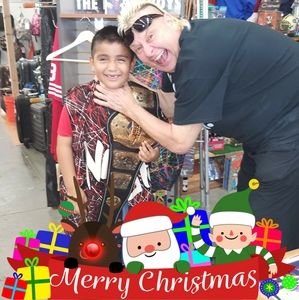 Meet your Posher, Victor